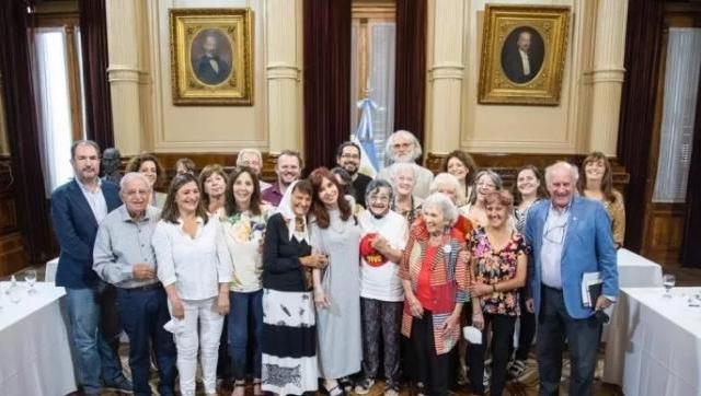 Cristina recibió a organismos defensores de los derechos humanos por el 24 de marzo