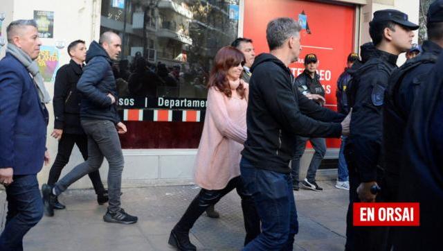 Alerta Roja: Nuevas amenazas a Cristina Kirchner desatan pedido por una seguridad reforzada