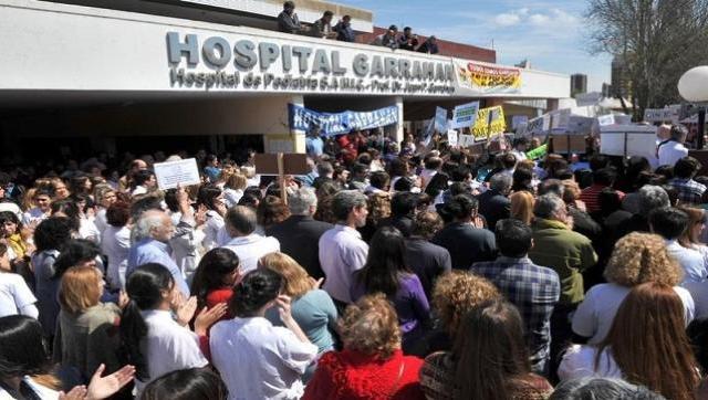 Abrazo al Hospital Garrahan: Reclamos a Milei y Jorge Macri